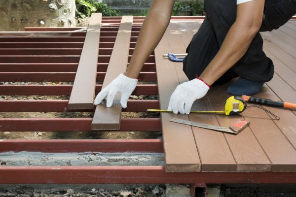 Cost of Custom Deck Installation in Huntington Beach