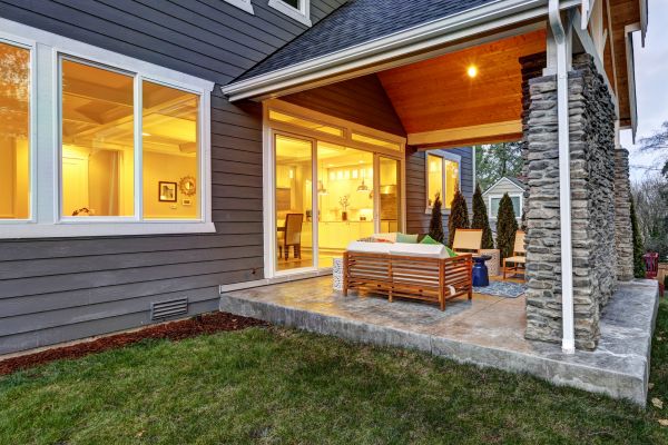 Cost of Back Porch Construction in Huntington Beach