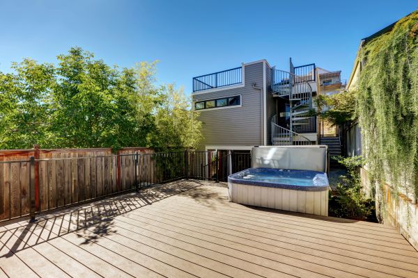 Cost of Hot Tub Deck Installation in Huntington Beach