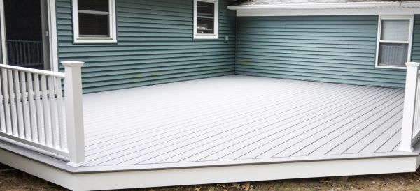 Cost of Vinyl Decking Installation in Huntington Beach