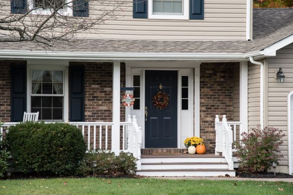 Cost of Front Deck Construction in Huntington Beach